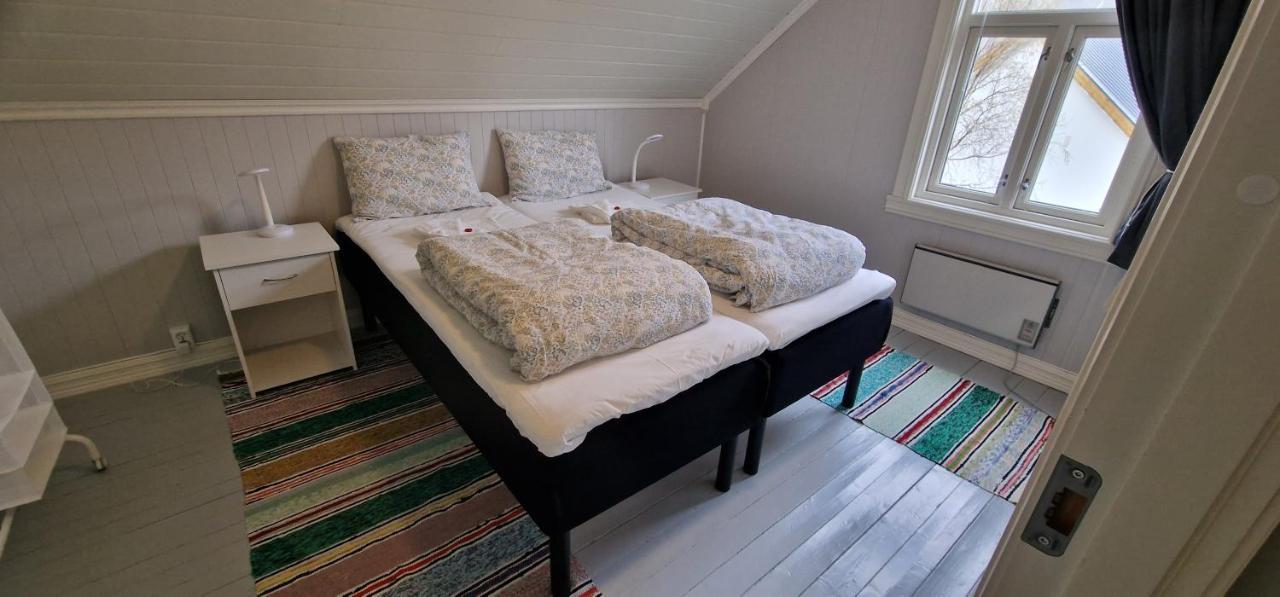 Vestpollen Pilan Lodge Lofoten מראה חיצוני תמונה